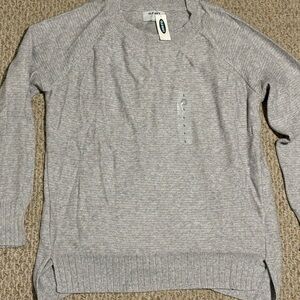 OLD NAVY NEW WITH TAGS GREY SWEATER